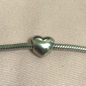 Pandora heart bead